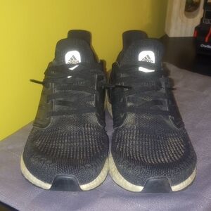 Adidas Ultraboost 19 Men 9 1/2